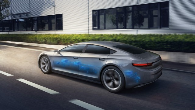 Vehicle with E/E architecture, thermal management, vehicle electrical systems, communication networks, integration, verification, validation, connectivity  