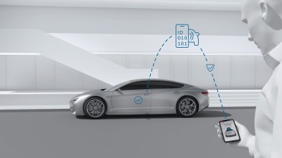 The perfectly keyless system and a digital key on a smartphone replace the conventional car key. 