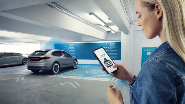 From driving experience and driver feedback to digital services such as vehicle localization, unlocking, or controlling vehicle functions via a smartphone, Bosch Engineering offers a wide range of components for Body and Comfort along with systems that enhance the feel-good factor using the vehicle. 