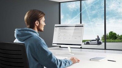 Cloudbasierter Datenprozessor: Extraktion von Metadaten und Sensorinfos zur KI-optimierten Fahrzeuganalyse. 