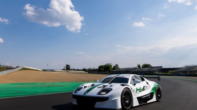 The Ligier JS2 RH2, a race car serving as a demonstration vehicle for a hydrogen engine