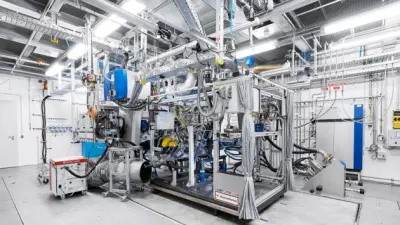 H2 combustion test benches
