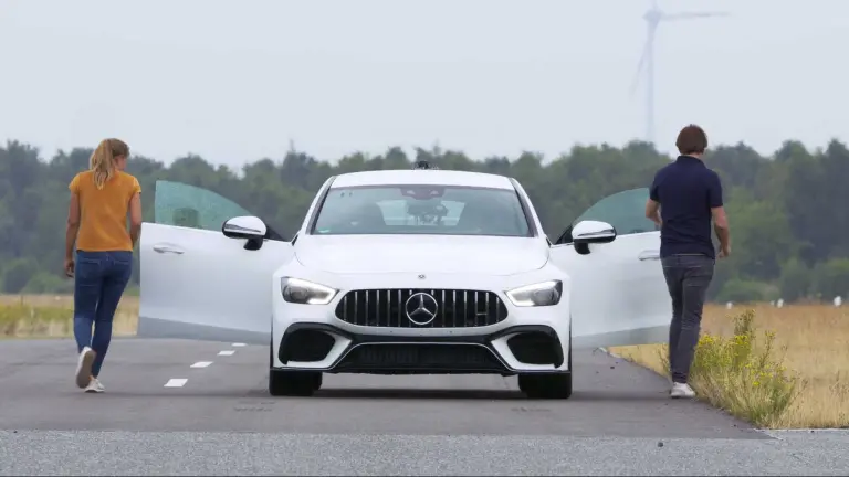 Bosch Engineering & Heinz-Harald Frentzen zum Fahrdynamikmanagement: Bremsweg
